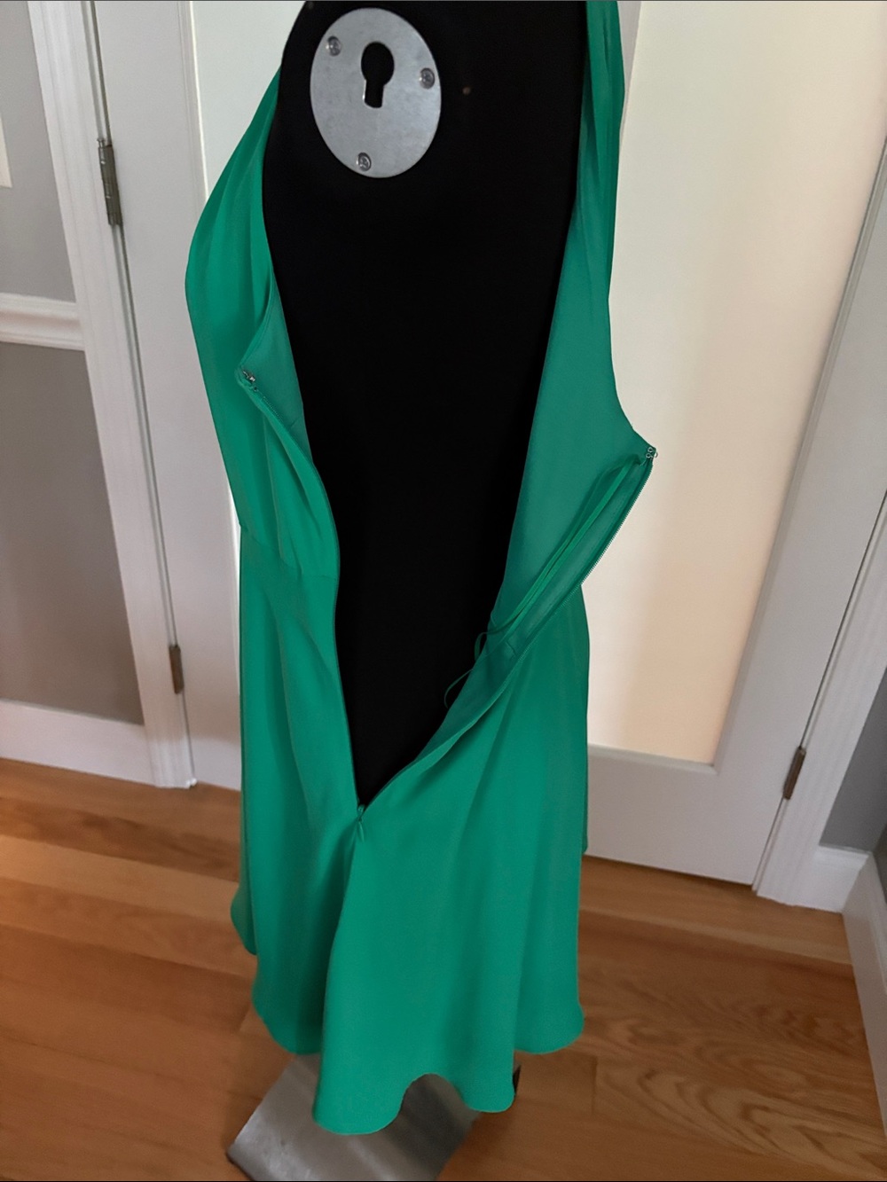 Express Green Halter Pleated Sexy Cocktail D homecoming dress mini fit and flare - Picture 6 of 9